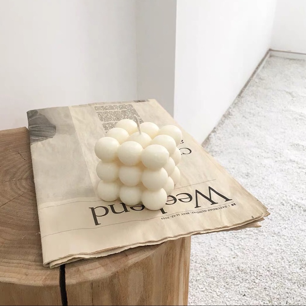 One piece - Scented Bubble Cube Candle Freesia - Picture 6 of 7